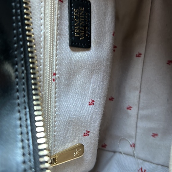 Frances Valentine handbag. Size medium in patent black - Picture 8 of 9